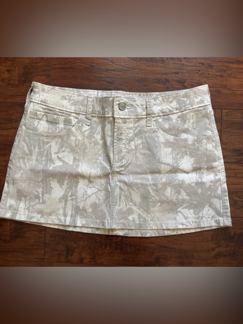 Hollister Beige-Cream Printed Jean Shorts